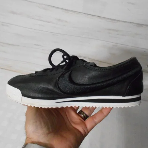 Nike Cortez 72 SI Black White Athletic Sneaker Shoe Womens Size 8 881205-001 - Picture 7 of 16